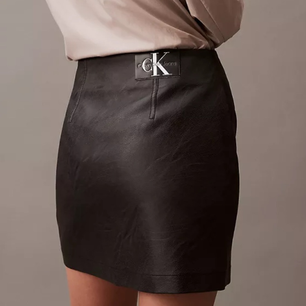 Black Mini Pencil Skirt for Work